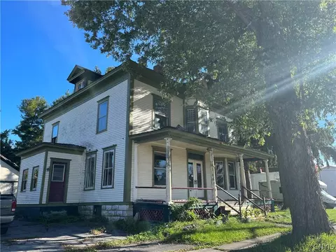 8480 S Main St, Le Ray, NY 13637