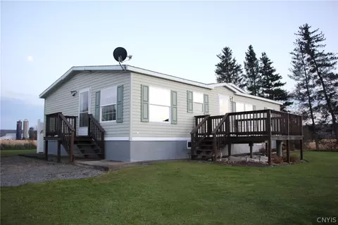3920 Stratford St, Madison, NY 13402