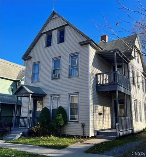 21 Kernan Ave, Utica, NY 13502