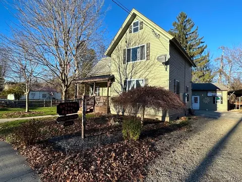 52 Greenwich St, Amity, NY 14813