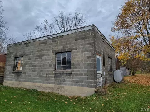 000 Leavenworth Ave, Auburn, NY 13021