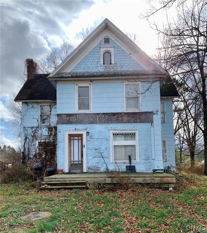 7 DEMOTT ST
