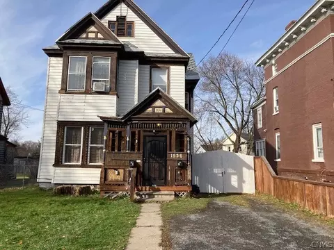 1536 Sunset Ave, Utica, NY 13502