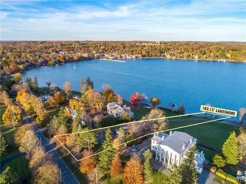 81 W Lake Street St, Skaneateles, NY 13152
