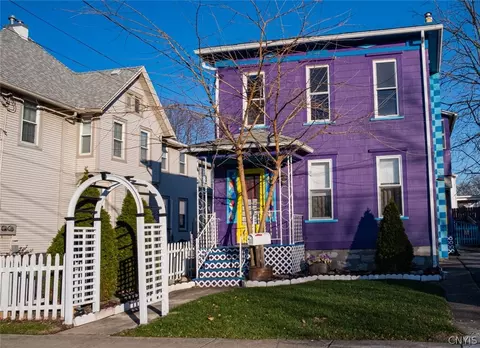 2 Morris St, Auburn, NY 13021