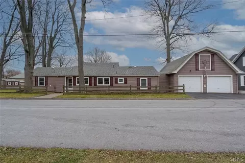 517 Ambrose St, Hounsfield, NY 13685