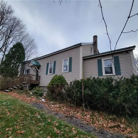 3901 Oran Delphi Rd, Manlius, NY 13104