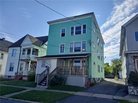 907 Bacon St, Utica, NY 13501