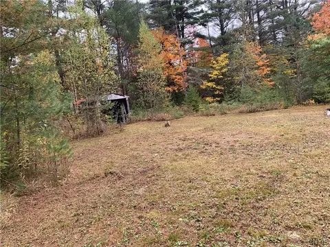 122 Lite Rd, Russia, NY 13338