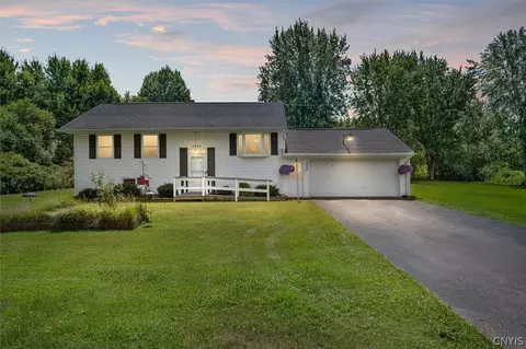 6448 Dix Rd, Rome, NY 13440
