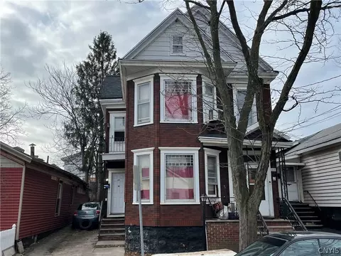 113 Peters St, Syracuse, NY 13208