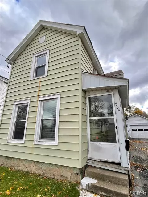 504 Roberts St, Rome, NY 13440