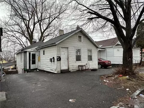 139 Steuben St, Syracuse, NY 13208
