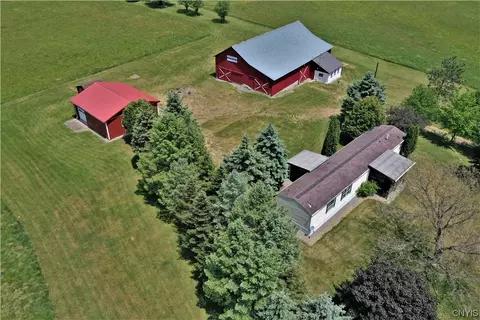 4837 Owlville Rd, Woodhull, NY 14898