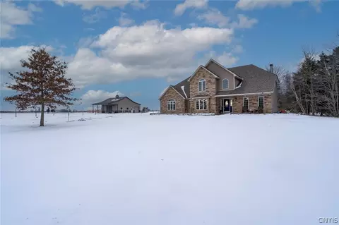 31813 Town Line Rd, Philadelphia, NY 13673