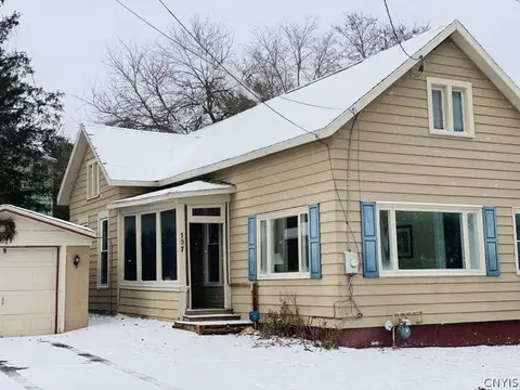 107 Gaynor Ave, Salina, NY 13206