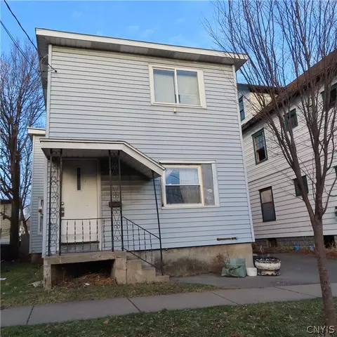 2024 Lodi St, Syracuse, NY 13208