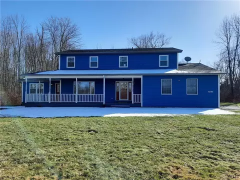 10145 Caughdenoy Rd, Brewerton, NY 13029