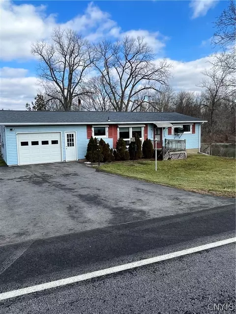 6786 Plainville Rd, Memphis, NY 13112