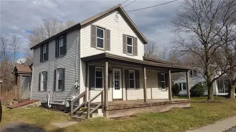 371 Fulton St, Hannibal, NY 13074