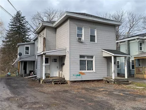 262 W 4th St S, Fulton, NY 13069