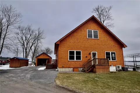 9230 Wilson Cove Rd, Lenox, NY 13032
