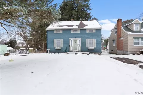 121 Revere Rd, Syracuse, NY 13214