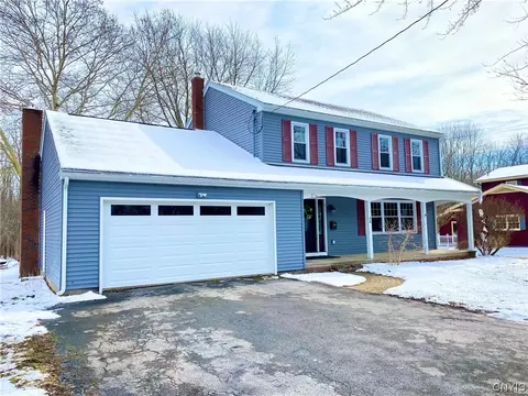38 Maple St, Seneca Falls, NY 13148