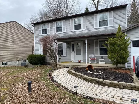 6041 Haifa Ln, Cicero, NY 13039