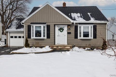 629 Delmar Pl, Salina, NY 13208