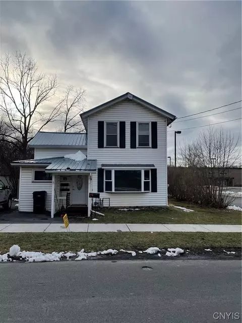 89 Troy St, Seneca Falls, NY 13148