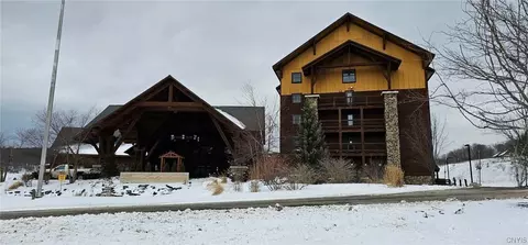 2177 Clute Road Apt 323 F-i, Cortland, NY 13045