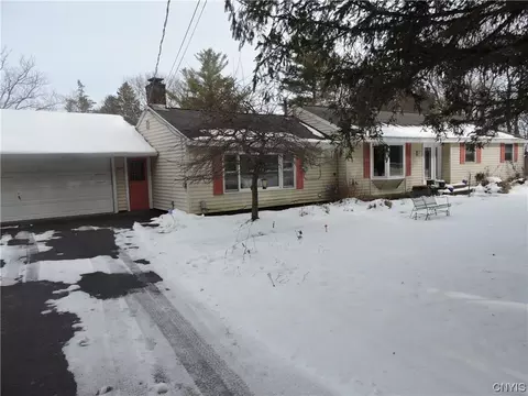 2129 Ten Eyck Ave, Cazenovia, NY 13035