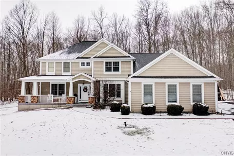 23 Calemad Dr, Sennett, NY 13021