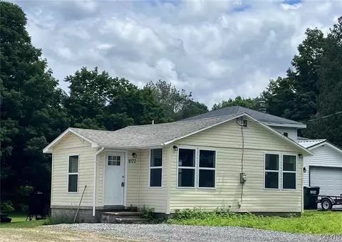 1074 Auburn St, Hannibal, NY 13074