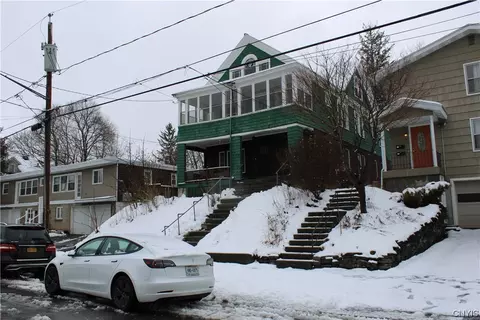 236 Miles Ave #38, Syracuse, NY 13210