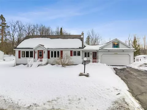 10520 Pritchard Rd, Remsen, NY 13438