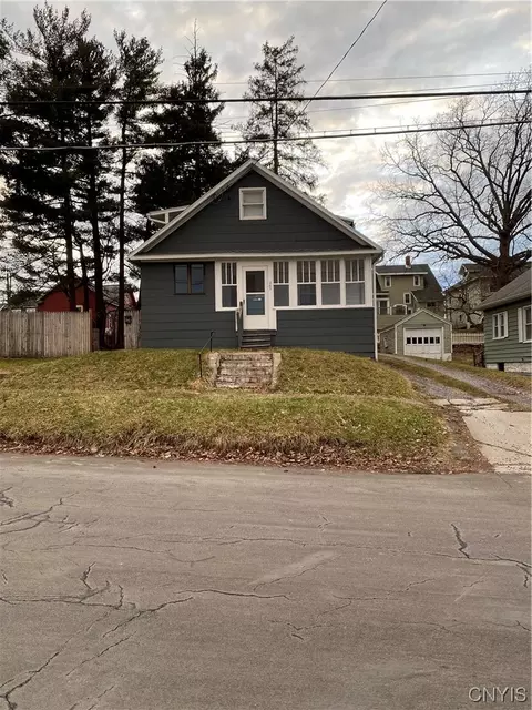 209 N Collingwood Ave, Syracuse, NY 13206
