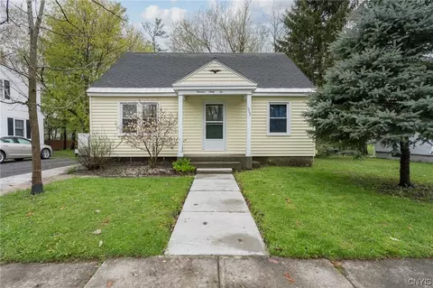 1362 Sherman St, Watertown, NY 13601