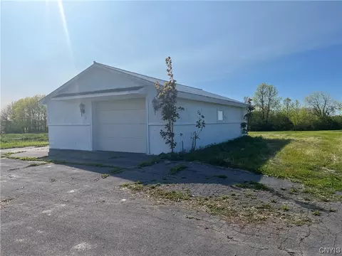 29019 Co Route 6, Cape Vincent, NY 13618