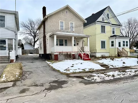 308 Lillian Ave, Syracuse, NY 13206