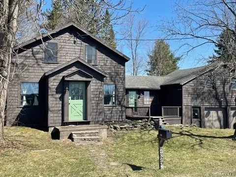 2823 Lyon Rd, Nelson, NY 13035