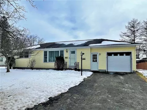 442 Lorraine Ave, Utica, NY 13502