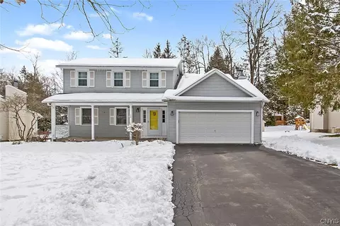 20 Steeplechase Ln, Lysander, NY 13027