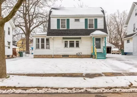 38 Turner St, Rochester, NY 14619