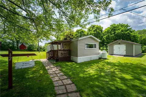 12 High Pasture Dr, Bridgewater, NY 13313