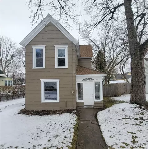 204 Myrtle St, Syracuse, NY 13204