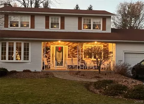 4971 Elgin Dr, Onondaga, NY 13215