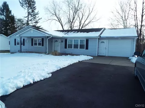 6018 Gillette Rd, Cicero, NY 13039