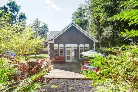 353 Cottonwood Ln, Owasco, NY 13021